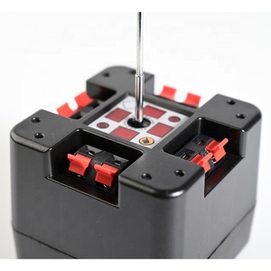Fuochi d'artificio sistema di cottura Grande Incredibile Torta Pistola Cina Freddo Stilografica Colore di Consumo Cosmos Famous Fuoco Funziona 1.3g Un0335 Pirotecnica