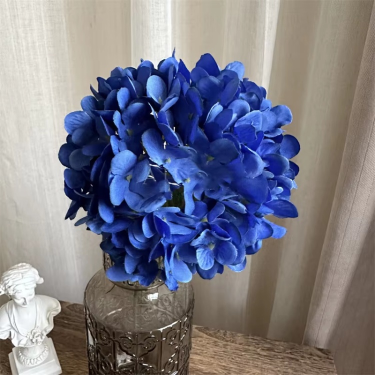 #4 Bleu royal