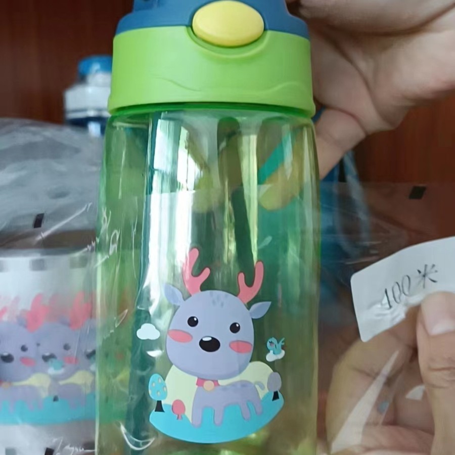 Deer-shaped duckbill cup