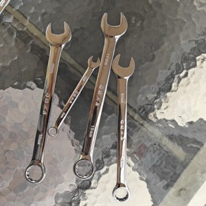 32 Pcs General Household Hand <strong>Tool</strong> <strong>Kit</strong> With Plastic Toolbox Storage Case Socket Sets <strong>Tool</strong> <strong>Kit</strong> Set - Product Image 5