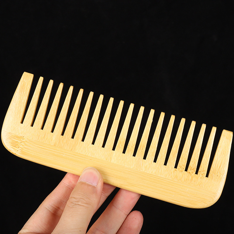 Pettine a denti larghi
