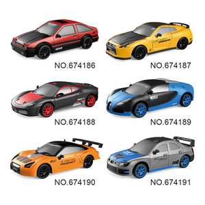 1/24スケールリモコンおもちゃロードビークルRCミニドリフトカーレースゲームドリフトスピードモデルLEDライトとドリフトタイヤ付き - Product Image 3