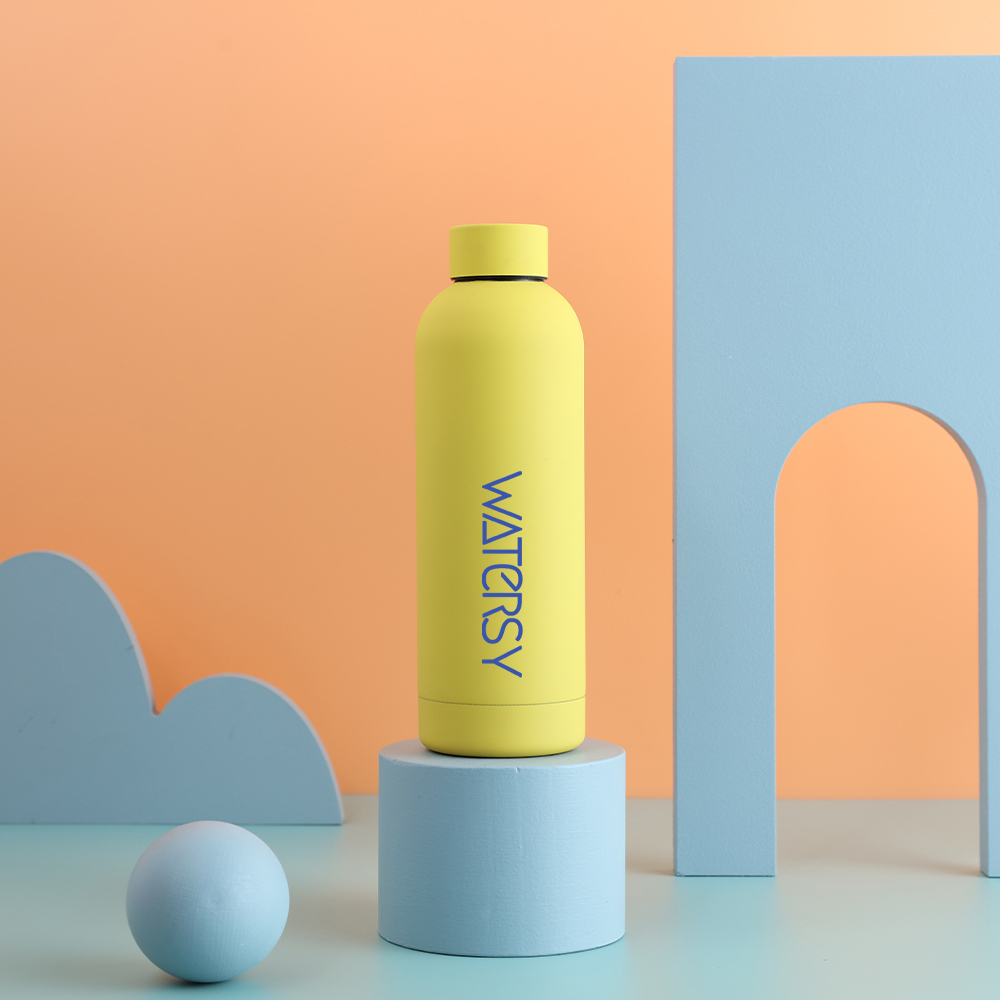 สีเหลือง