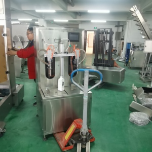 半自動フルーツジュース製造小さな工場生産液体充填機ジューサー充填機 - Product Image 4