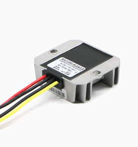 Waveshare 106g 24V Entrada 12V 10A Salida Módulo de potencia de aluminio grande 24V a 12V 10A Power Buck Boost Module - Product Image 1