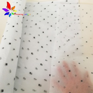 הדפסה מותאמת אישית הלוגו נייר טישו גלישת עבור אריזת מתנת בגדי <span class=keywords><strong>17gsm</strong></span>