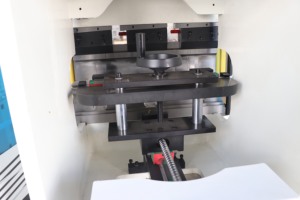 EP12-06 Electric Press Brake <strong>CNC</strong> <strong>Programming</strong> Servo Drive All Electric a Pressure 12 Tons Busbar Press Brake - Product Image 6