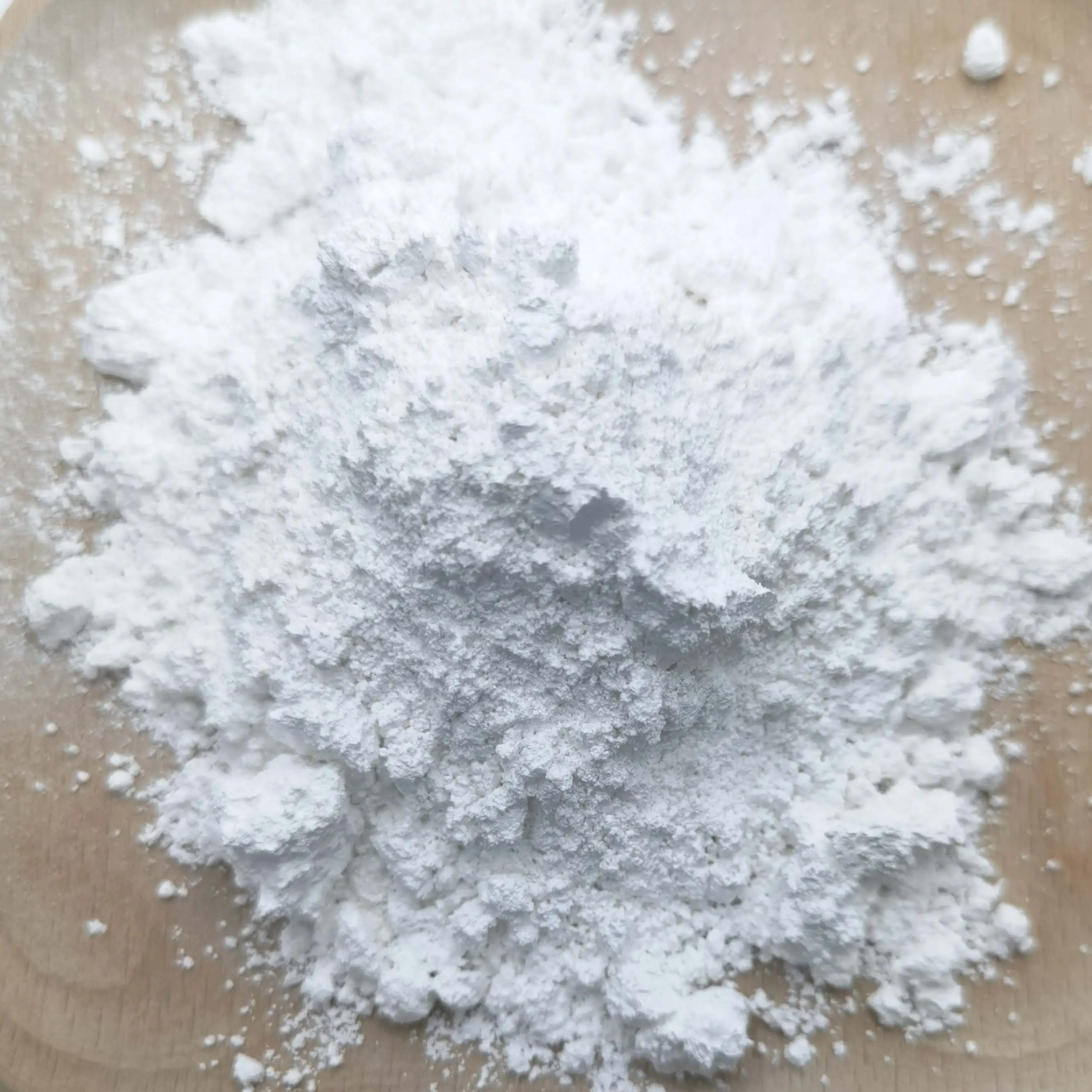 Poudre de carbonate de calcium non revêtue pour la fabrication de peinture ligne de production chaux utilisée