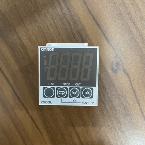 Simple <strong>Digital</strong> Temperature <strong>Controller</strong> E5CC-QX2ASM-800 Voltage <strong>Output</strong> 48*48mm Model Compatible Thermocouple Electrical Equipment - Product Image 2