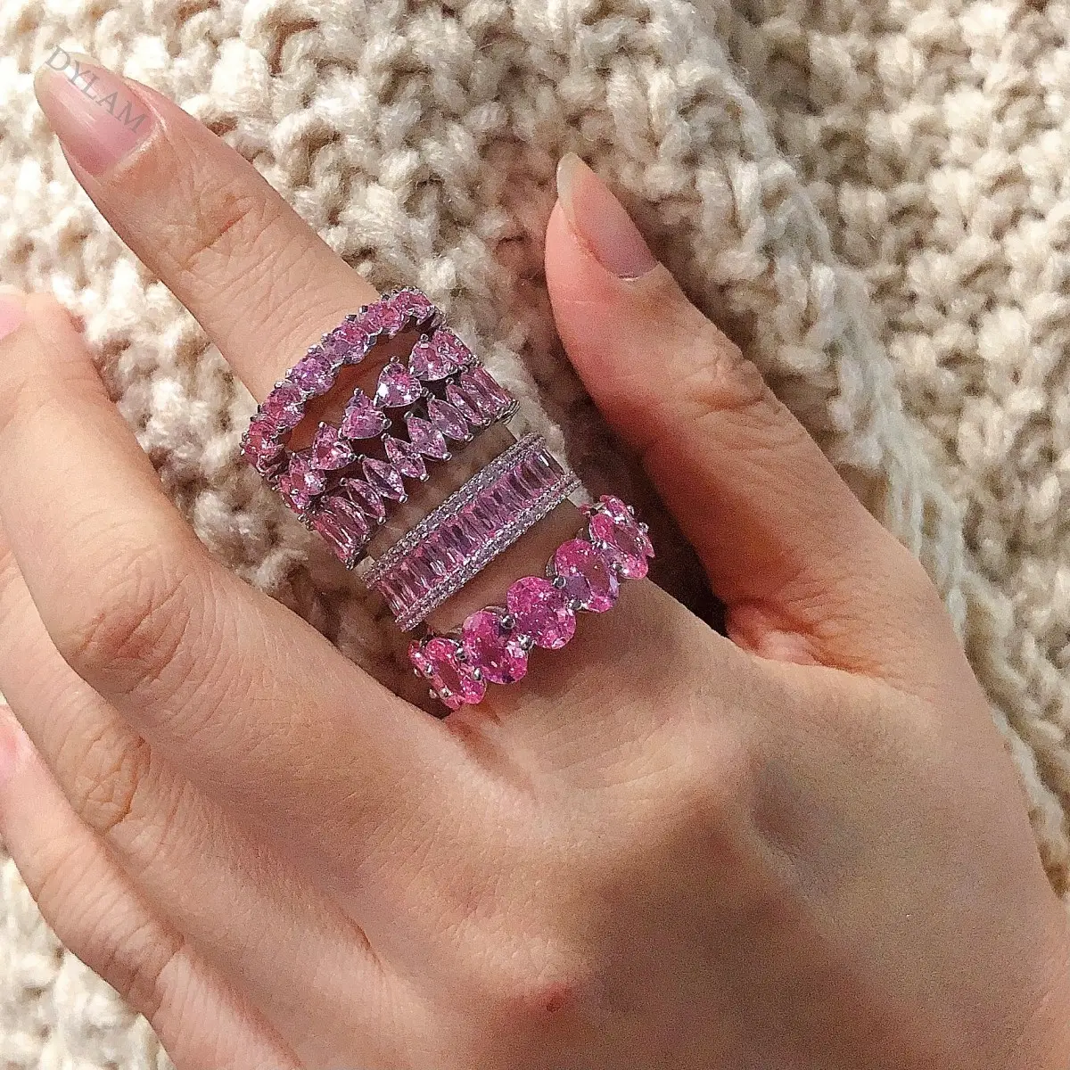 Dylam Cubic Zirconia Pave แหวนเพชรจำลองสีชมพู,แหวนเงิน925แหวนทอง18K แหวนเดี่ยวเดี่ยวสำหรับผู้หญิง