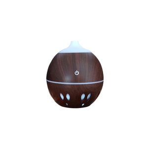 USB Electric 130ml Holzmaserung Aroma Luft verteiler Ultraschall Cool Mist Luftbe feuchter mit 7 Farb optionen für den Hausgebrauch