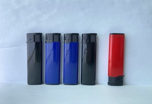 工厂批发儿童防再填充电动打火机，由塑料制成，带有设计图案 - Product Image 4