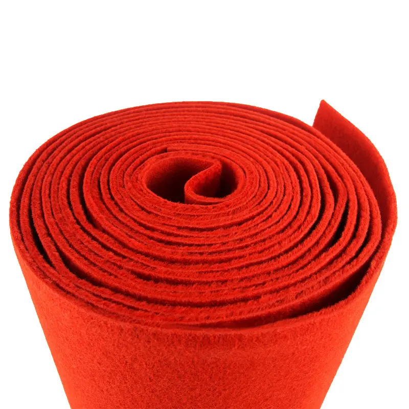 Venta caliente comercial rojo boda alfombra rollo 100% aguja punzón exposición al aire libre alfombra rollo boda evento rojo alfombra