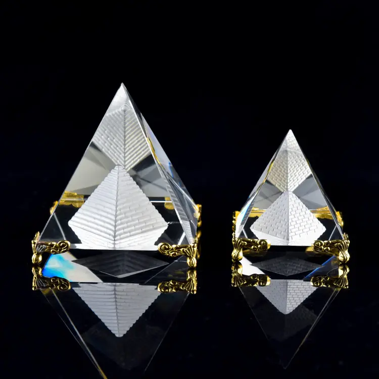 Hot Selling New Arrivals Custom Engraved 3D Transparent Pyramid K9 Crystal Gift Home Decor