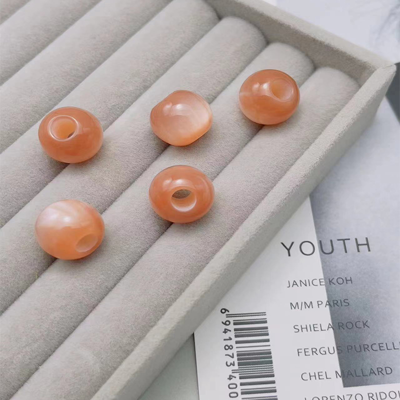 สีส้ม