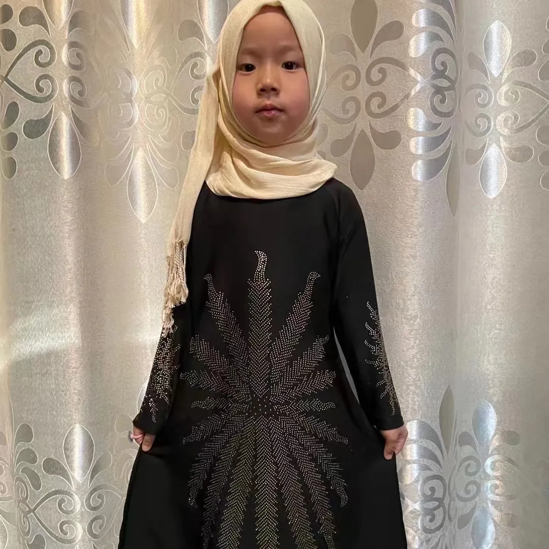 2022 nouveau design en gros musulman petite fille robe vêtements fille abaya prière vêtements enfants abayas caftan