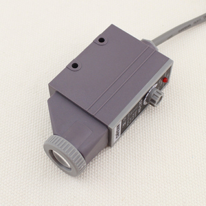 KS-C2/C22 RGBW sensore fotoelettrico 10CM DC10-30V sensore codice colore IP67 - Product Image 6