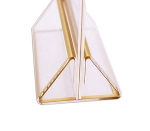 Nhà Máy Bán buôn tam giác <span class=keywords><strong>Acrylic</strong></span> hiển thị đứng bảng hiển thị hàng đầu khung <span class=keywords><strong>4x6</strong></span> 5x7 8.5x11 đơn Đăng chủ cho nhà hàng khách sạn - Product Image 2