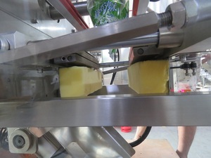 Automatische vertikale VFFS-Verpackungs maschine Multifunktions-Lebensmittel verpackung mit Beutel-und Beutel füll verpackungen - Product Image 5