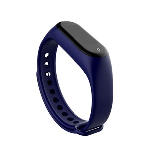 Pulseira inteligente Chamada Sem Fio Música Relógio Fitness Monitor de Freqüência Cardíaca Passo Contador Pressão Arterial M4 banda inteligente