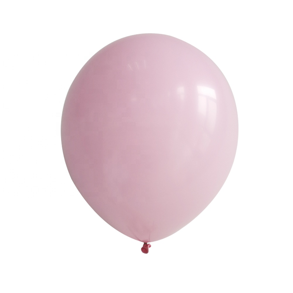 Macaron red balloon