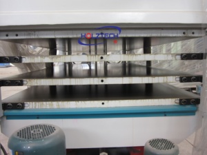 Fabrik preis Hochdruck-Laminatpapier-Heiß press maschine mit automatischem Be-und Entladen - Product Image 4