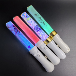 Hot Selling Custom 7,8 cm Durchmesser x 17,5 cm Höhe RGB <span class=keywords><strong>LED</strong></span> Light Stick Gedrucktes Muster für Kpop Concerts Clubs Jubeln