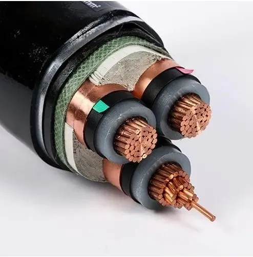 Câbles haute tension à 3 conducteurs de 240mm avec des cotes de 30kV, 20kV, 15kV, 10kV et 3kV, câble cuivre