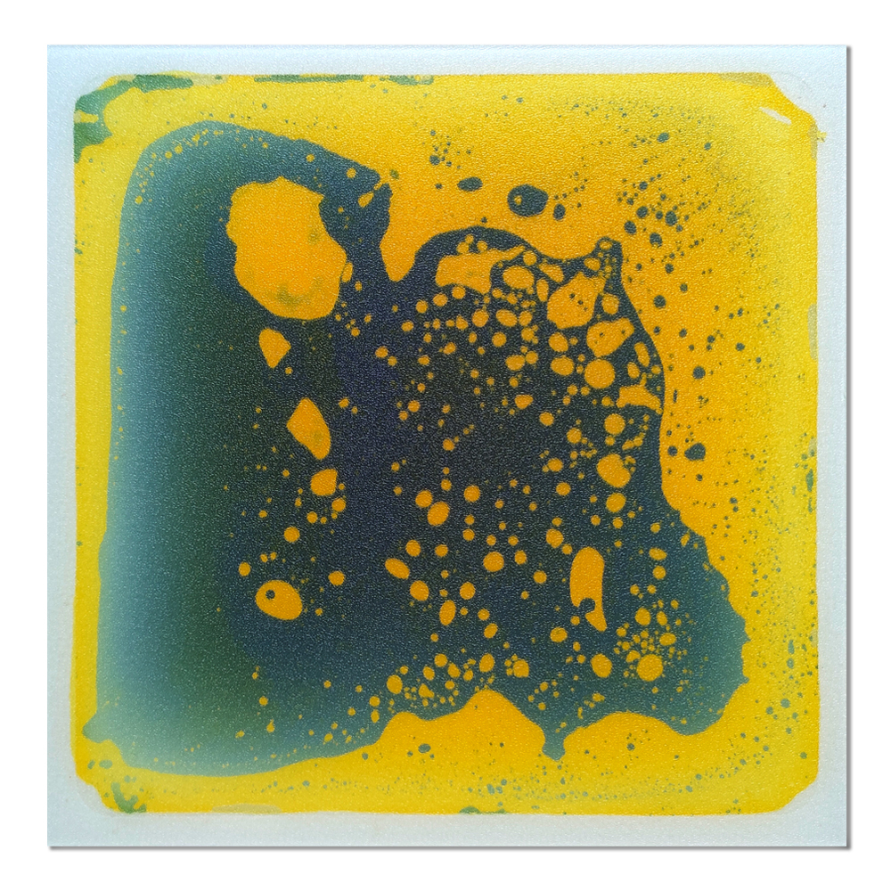 Giallo e grigio