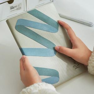 2024 Diário Waterproof A5 <span class=keywords><strong>Softcover</strong></span> Acadêmico Pu Cover Planejador Mensal Diário Impresso Notebook Couro personalizado para estudantes