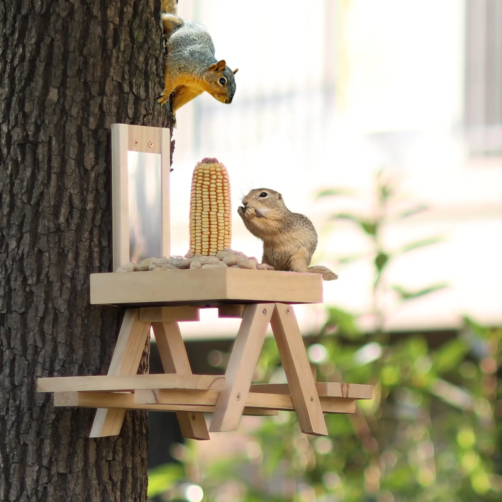 Vale la pena cedro de alta calidad fácil de instalar colgante al aire libre Picnic plataforma jardín mesas para mascotas madera ardilla alimentador