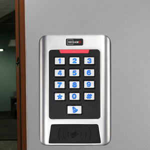 Tastiera di controllo accessi IP68 <span class=keywords><strong>Stand</strong></span>-<span class=keywords><strong>Alone</strong></span> con 2 relè 125kHz frequenza EM