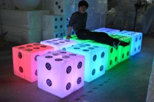 Đồ Nội Thất Có Đèn LED Tùy Chỉnh Ghế Khối Lập Phương Ghế Xúc Xắc Bằng Nhựa Phát Sáng Ngoài Trời - Product Image 6