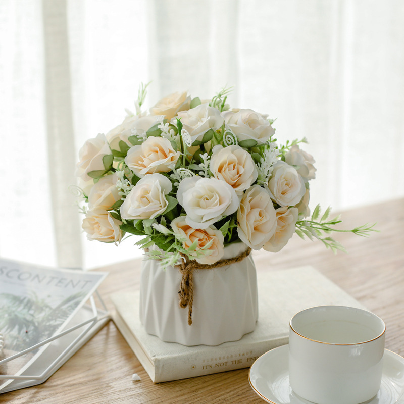 Rose fraîche blanche