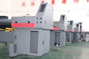 4 đầu phẳng máy in UV 1.8m 2.5m 3.2m LAI TẦNG mặt đất UV 1.8m giường phẳng máy in 3200 G5/G6 máy in UV - Product Image 2