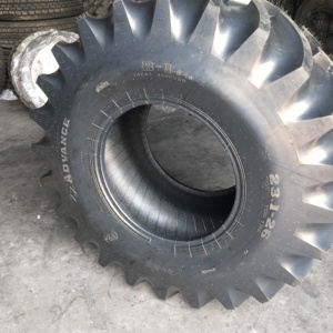 ยางรถแทรคเตอร์สำหรับการเกษตรขนาด23.1X26 R2ยาง23.1-26 - Product Image 2