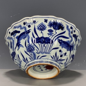 Jingdezhen <strong>Ceramic</strong> Customization Bowl with Fish and Algae Patterns Hand Painted Blue and White Fish Pattern Bowl - Product Image 6