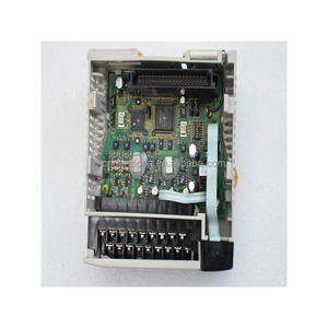 Промышленная Автоматизация золотой поставщик контроллеров Plc CPM2C-32EDTM Plc в наличии