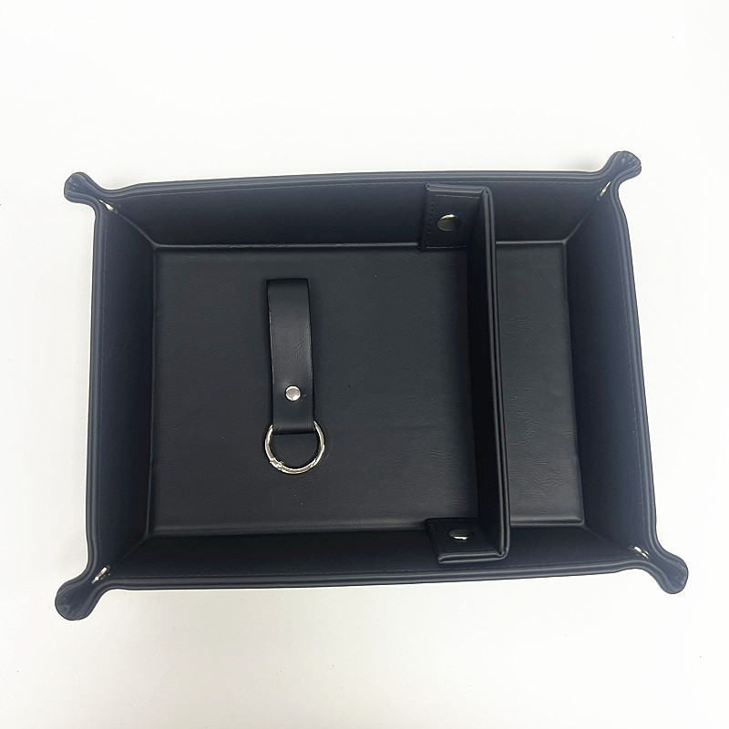 Plateau noir avec porte-clés