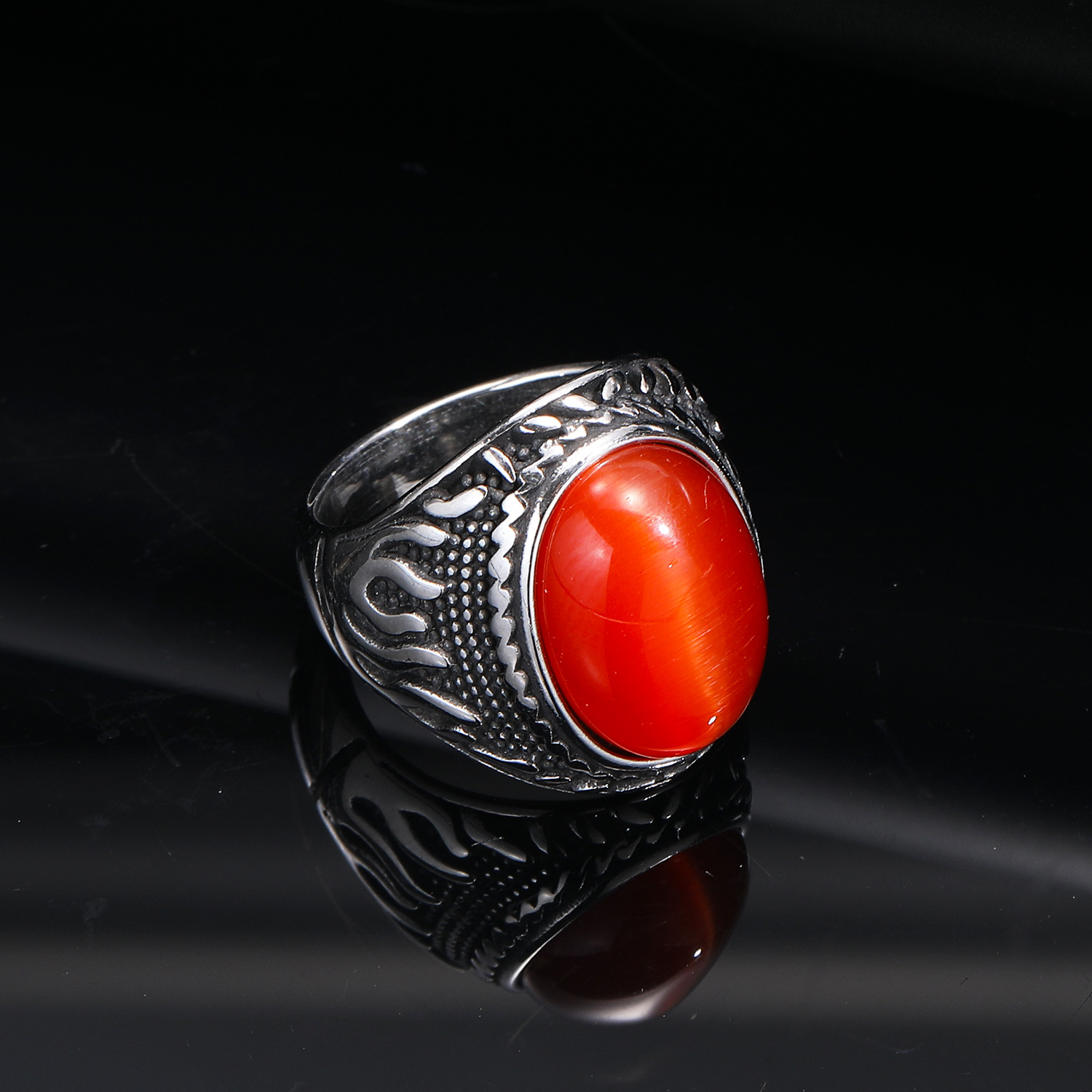 Bague couleur œil de chat rouge argenté