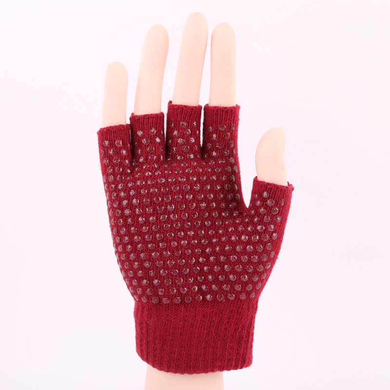 Wine red-transparent dot