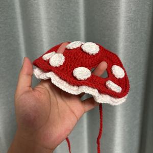 Häkeln Sie Katzen hut Topi Sombrero Hut mit Ohr löchern Gestrickte Haustier hütte Handwerk Hund Häkeln Eimer Hut Rote Farbe mit beige Punkten - Product Image 2