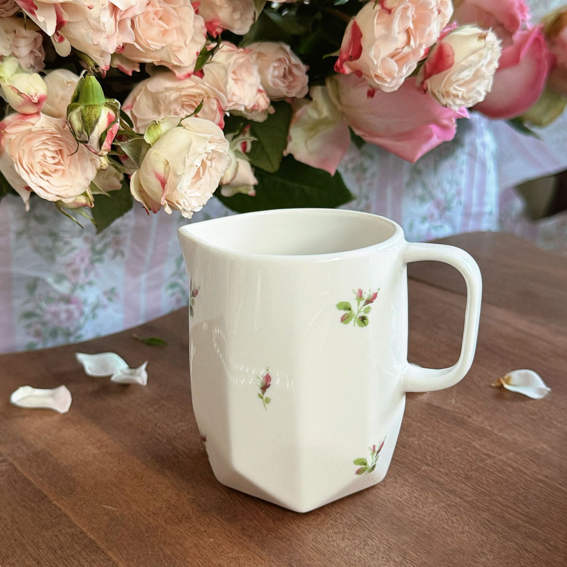 whiteFrench rose branch milk bottle 200ml