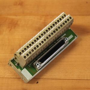 815563 клеммный блок 37B/LPK2H для промышленного управления программированием PLC с интерфейсом связи RS485 - Product Image 1