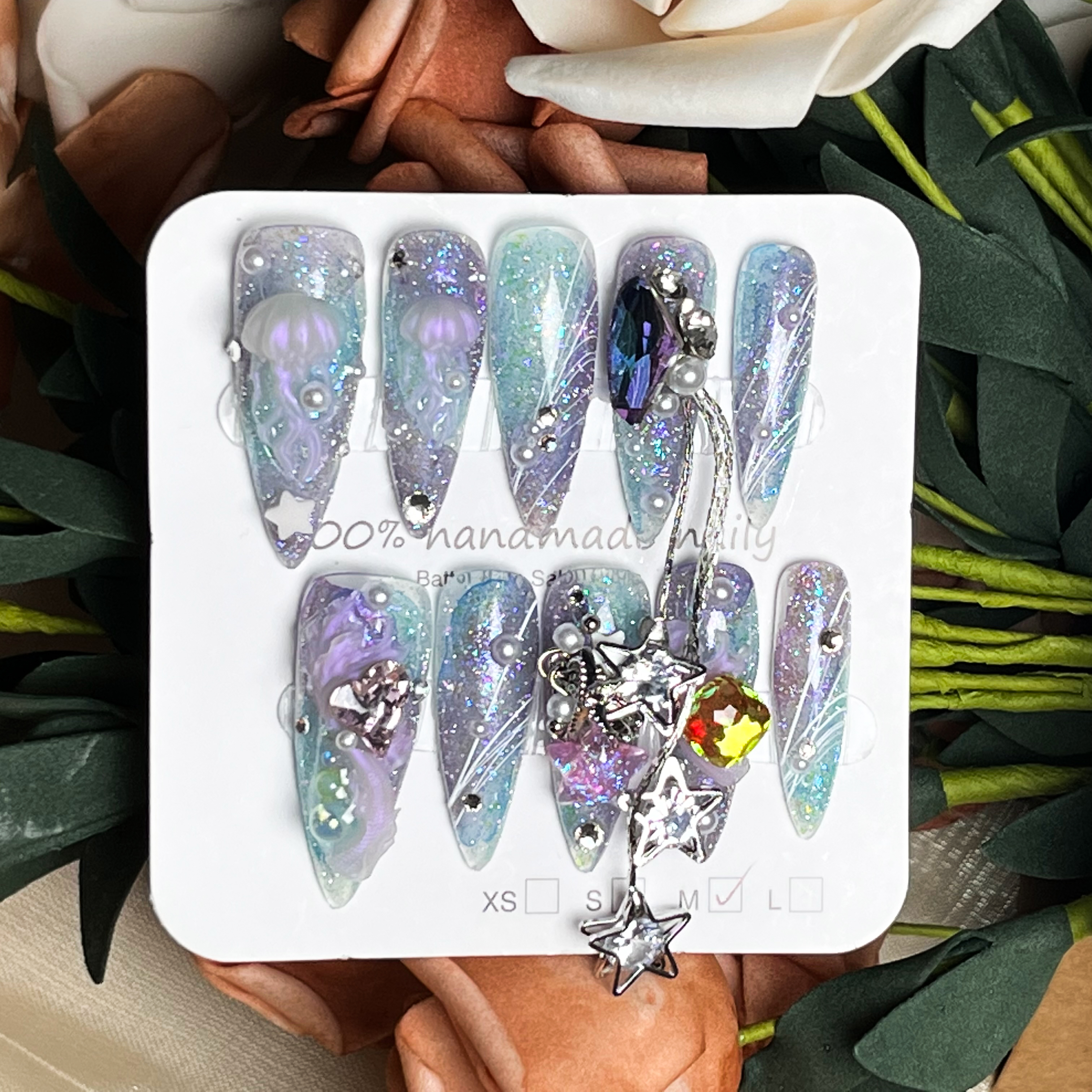 สีม่วงนางเงือกแฟนตาซี