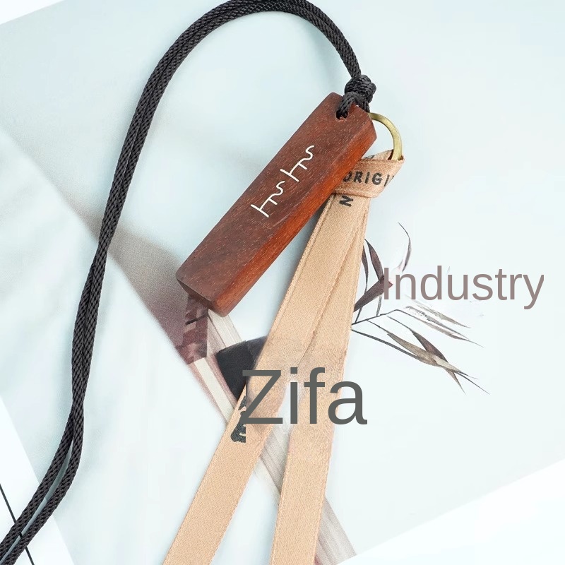 Pendentif d'inscription en bois de santal rouge plaqué argent [Promotion et fort