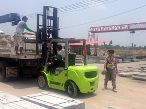 Forklift Equipment <strong>Loading</strong> and <strong>Unloading</strong> Forklift 3 Ton Diesel Forklift FD30T Logistics <strong>Machinery</strong> with 3M Rated Lift Height - Product Image 5