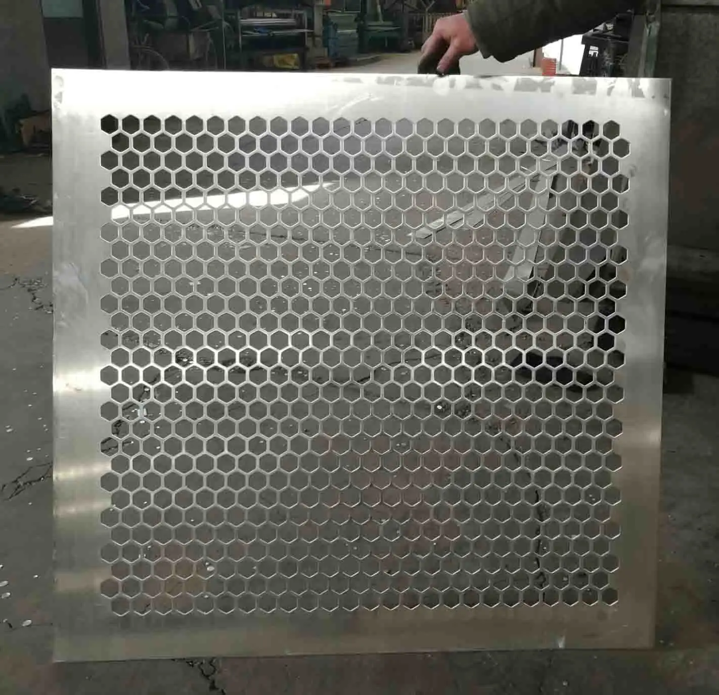 High-Strength Perforated Iron Metal Sheet and Plate for Fencing