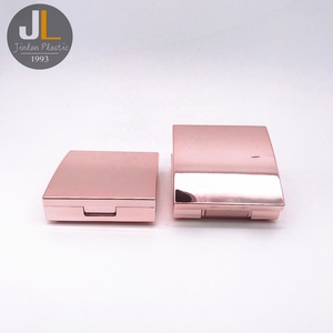 Cheap Price New Round Gold Flat Cushion Eye Shadow <strong>Compacts</strong> Push to Open Pressed Powder Case Airless - Product Image 6