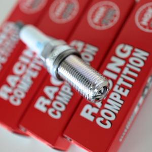 NGK ของแท้สำหรับแต่งรถดัดแปลง IKH01-24 R7438-8หัวเทียน4905ของแท้สำหรับรถแข่งที่ผลิตในประเทศญี่ปุ่น - Product Image 1